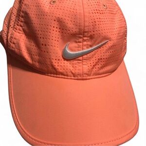 Nike Coral/Peach Lightweight Golf Running Cap
